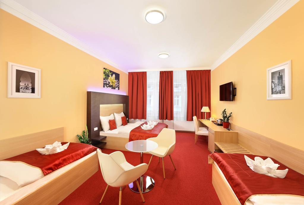 Martin Hotel פראג חדר תמונה