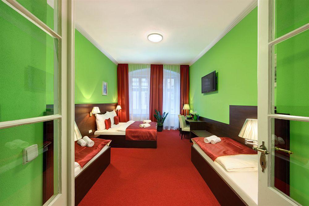 Martin Hotel פראג מראה חיצוני תמונה